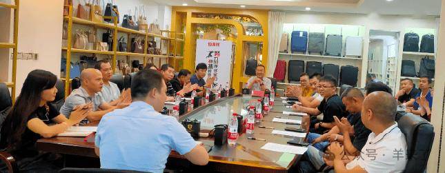 文化思瀾 | 莫聽(tīng)穿林打葉聲，回首仍見(jiàn)云與晴——專(zhuān)訪(fǎng)恒源祥箱包一廠(chǎng)廠(chǎng)長(zhǎng)王坤